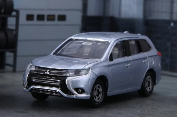 TOMY Mitsubishi Outlander PHEV Alloy Car Diecasts &   Car Model Miniature Scale Model Car - Image 3