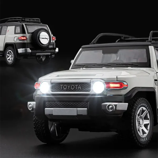 1:24  FJ Cruiser Alloy Car Model Diecast &  Metal Off-road  Car Model Sound and Light Simulation - Image 3