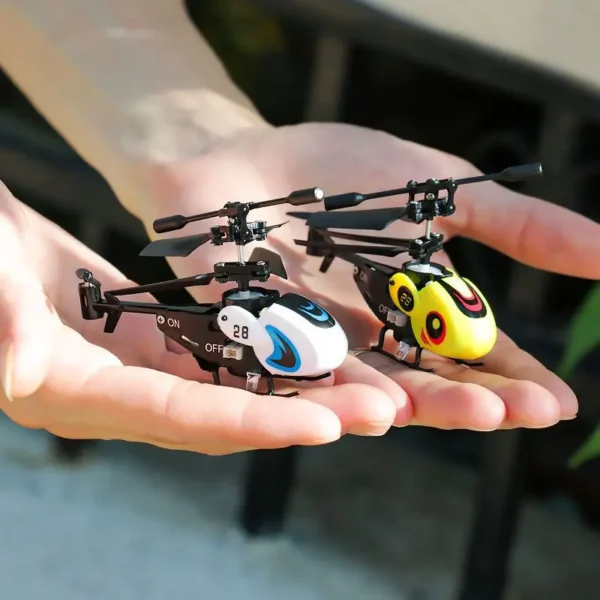 Fingertip mini RC airplane helicopter