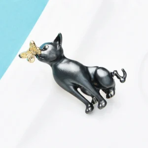 Wuli&baby Enamel Gray Cat Kissing Butterfly Classic Brooches  Women Jewelry   Animal Brooch Pins - Image 4