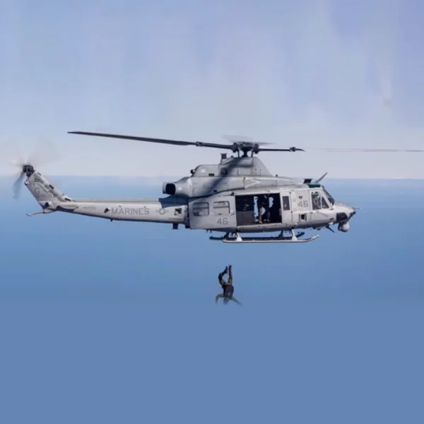 BNF: GOOSKY E2 UH-1Y 3D RC Helicopter UH-1Y Venom Helicopter Hobby Outdoor Fun Remote Control Helicopter