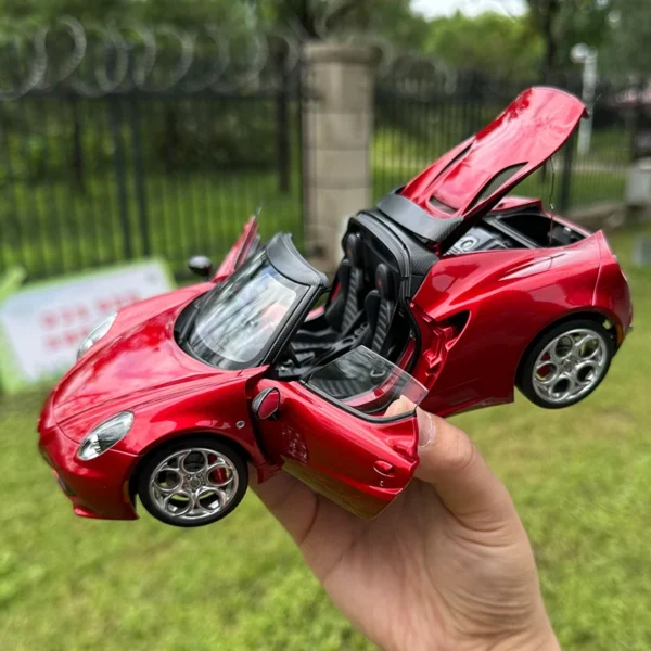 70142: AUTOART AA 1:18 Alfa Romeo 4c Sports car model Alloy Collection gift display for friends and family - Image 5