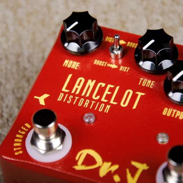 JOYO Dr. J Series D59 Distortion Guitar Effect Pedal 80's Classic Amplifier Distortion Effect Guitar Pedal with Clip Switch - Image 5