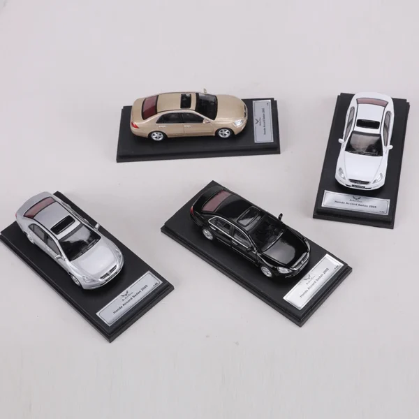 DCT 1:64 Accord 7.5 Generation Alloy Model Car - Image 5