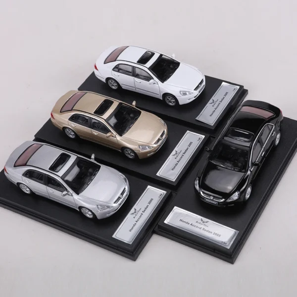 DCT 1:64 Accord 7.5 Generation Alloy Model Car - Image 2