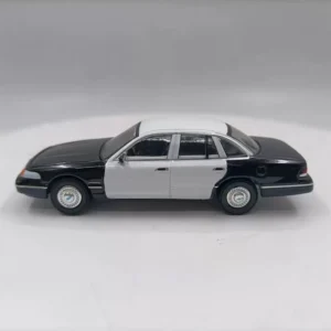 [car 16] 596 Alloy Car 1:64 Scale Responder New York City Police Diecast Collection Model Car By Child Toy