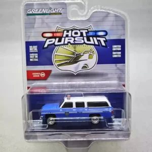 [car 12] 596 Alloy Car 1:64 Scale Responder New York City Police Diecast Collection Model Car By Child Toy