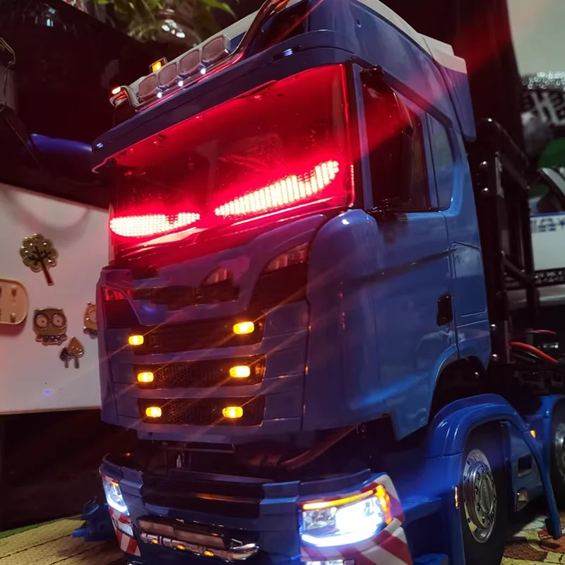 2Pcs LED Demon Eye Decoration Light for 1/14 Tamiya RC Truck Scania 770S Benz Actros 3363 Volvo 750 MAN TGX LESU Toy Car Parts - Image 5