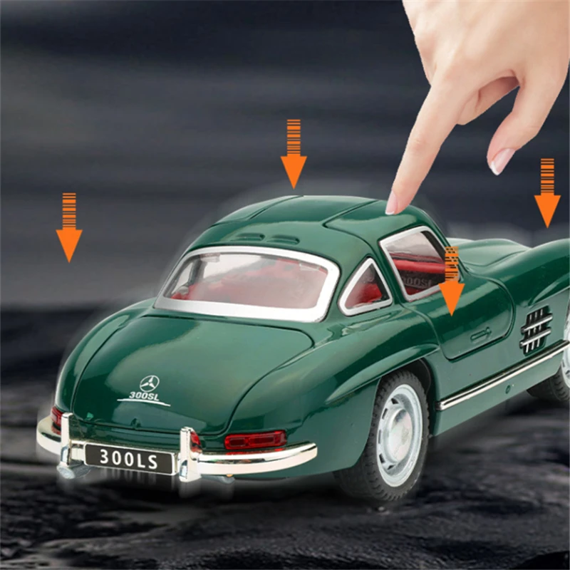 1:32 300SL Alloy Retro Car Model Diecasts Metal Classic Vehicles Car Model Simulation Sound and Light Collection Kids Toys Gifts - Image 4