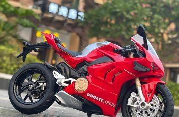 1-12-Ducati-Panigale-V4S-Racing-Cross-country-Motorcycle-Model-Simulation-Alloy-Toy-Street-Motorcycle-Model.jpg