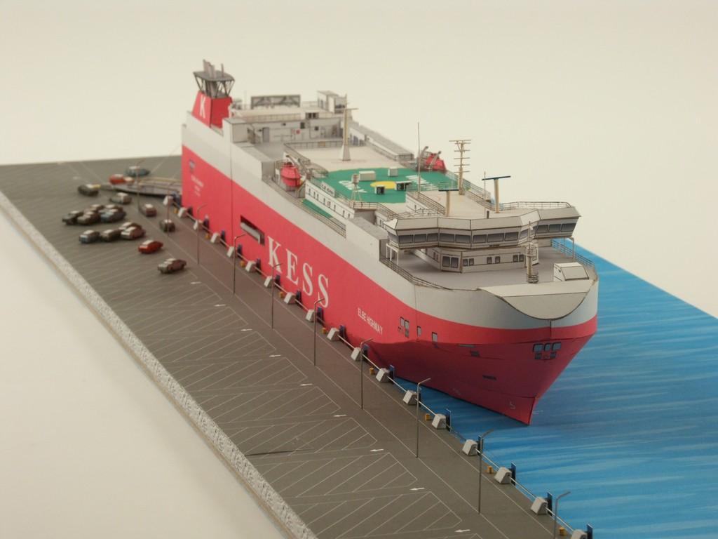 1-400-Scale-Bahamas-Elbe-Highway-Vehicles-Carrier-Handcraft-Paper-Model-Kit-Handmade-Toy-Puzzles.jpg