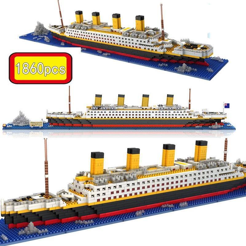 1860-pcs-Blocks-Titanic-Cruise-Ship-Model-Boat-Model-DIY-Assemble-Building-Blocks-Classical-Brick-Toys.jpg