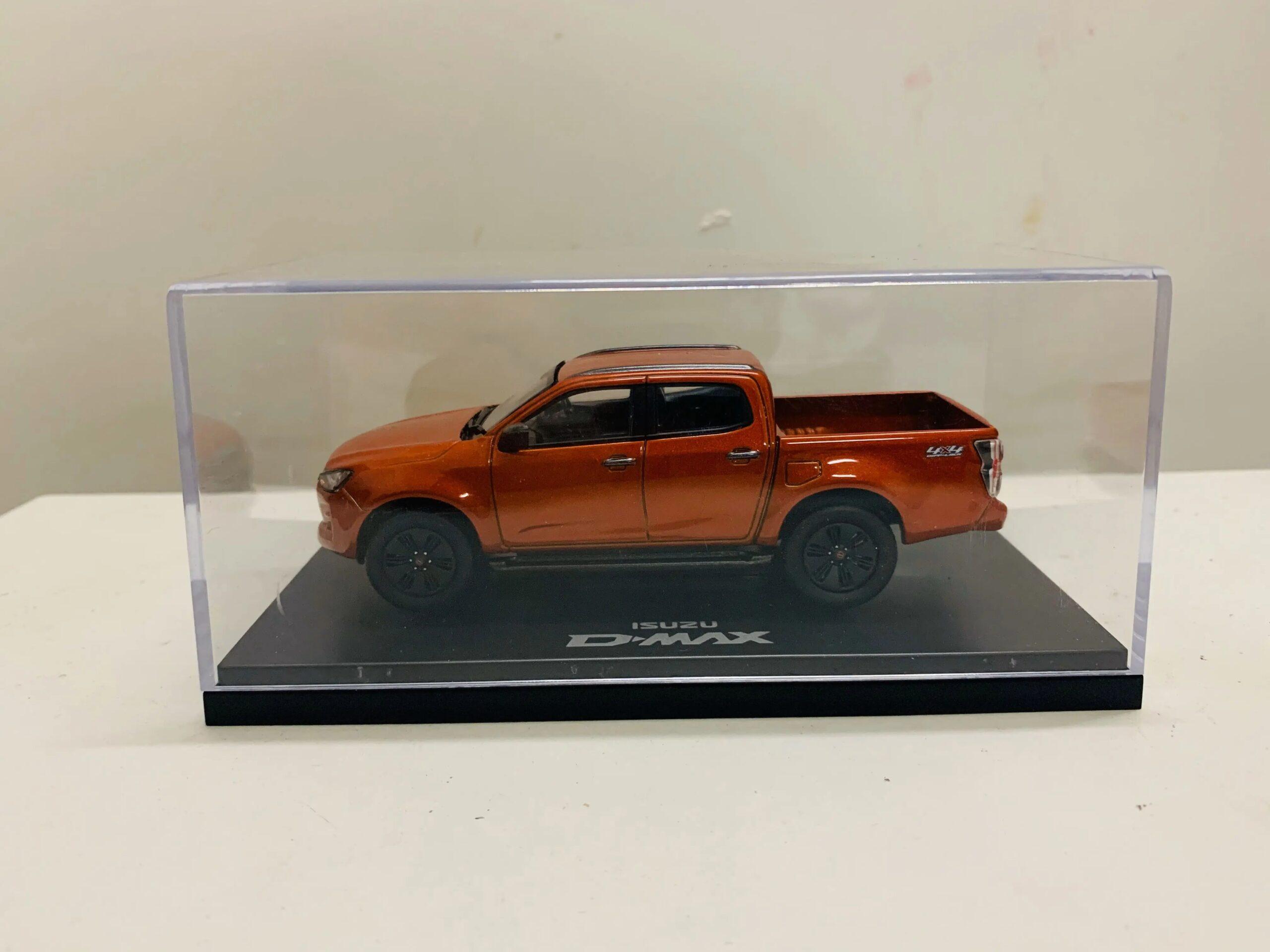 D-Max-4X4-Pick-Up-Orange-1-43-Scale-DieCast-Model-Car-No-Box.jpg