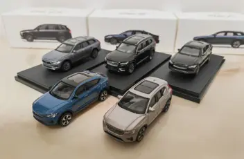 1-64-Scale-XC90-S90-V90-XC40-C40-XC60-Vehicle-Alloy-Car-Model-Diecast-Toy-Collectible.webp