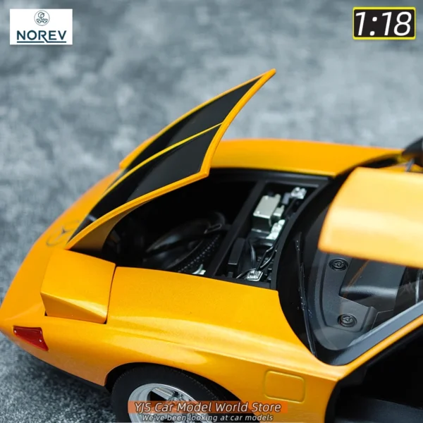 NOREV 1/18 新C111/II 1970 イエロー合金製車模型 ギフト最適 - 画像 (4)