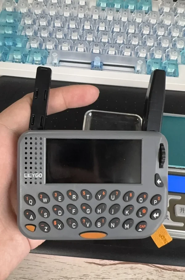 2025 LILYGO T-Lora Pager ESP32-S3 LoRa SX1262 ワイヤレス RF モジュール デュアルモード RFID/NFC RTC GNSS AI プログラム可能 ハンドヘルド AIoT デバイス - 画像 (4)