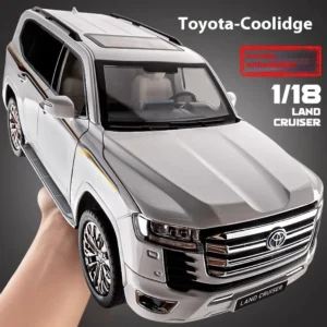 1:18 도요타 랜드 크루저 LC300 SUV 합금 자동차 다이캐스트 모델 어린이 장난감 어린이 선물 생일 선물 소년용 트렌디 디스플레이